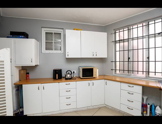 4 BEDROOM APARTMENT FOR SALE IN SOUTH BEACH